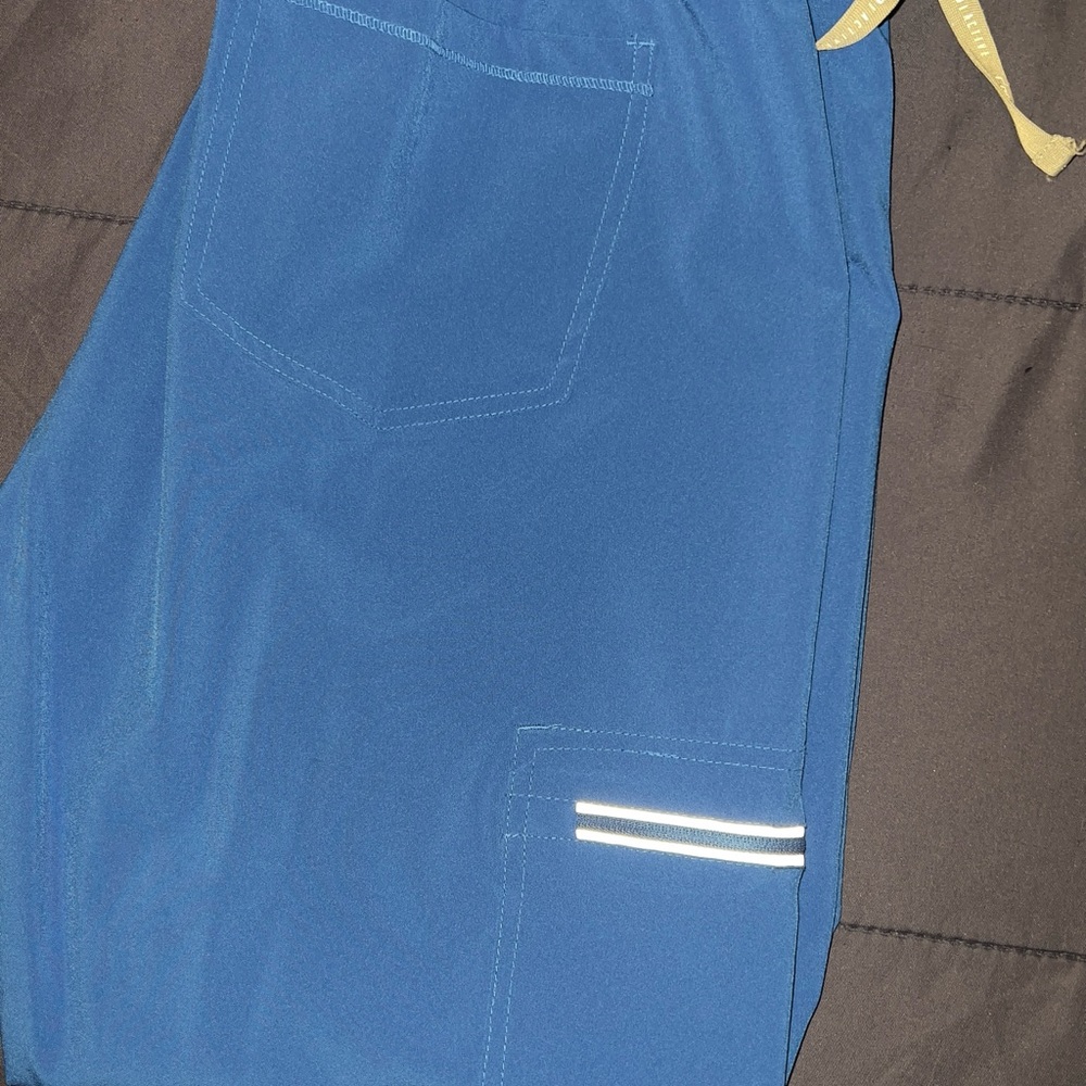 Scrub joggers - Picture 6 of 7